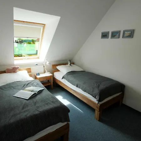 Haus 10 - 90648 Binz